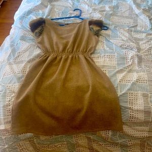 Wool dress with faux fur on shoulders size 0 minkie